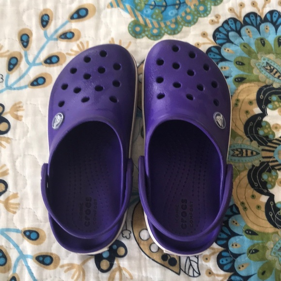 purple crocs size 11